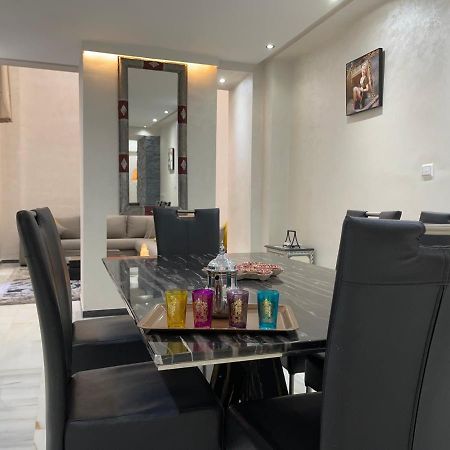 Appartement En Duplex Avec 3 Chambres Haut Standing Gueliz Marrakech マラケシュ エクステリア 写真