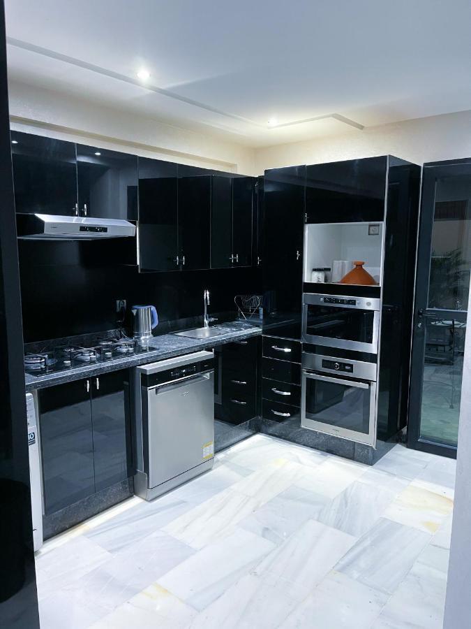 Appartement En Duplex Avec 3 Chambres Haut Standing Gueliz Marrakech マラケシュ エクステリア 写真