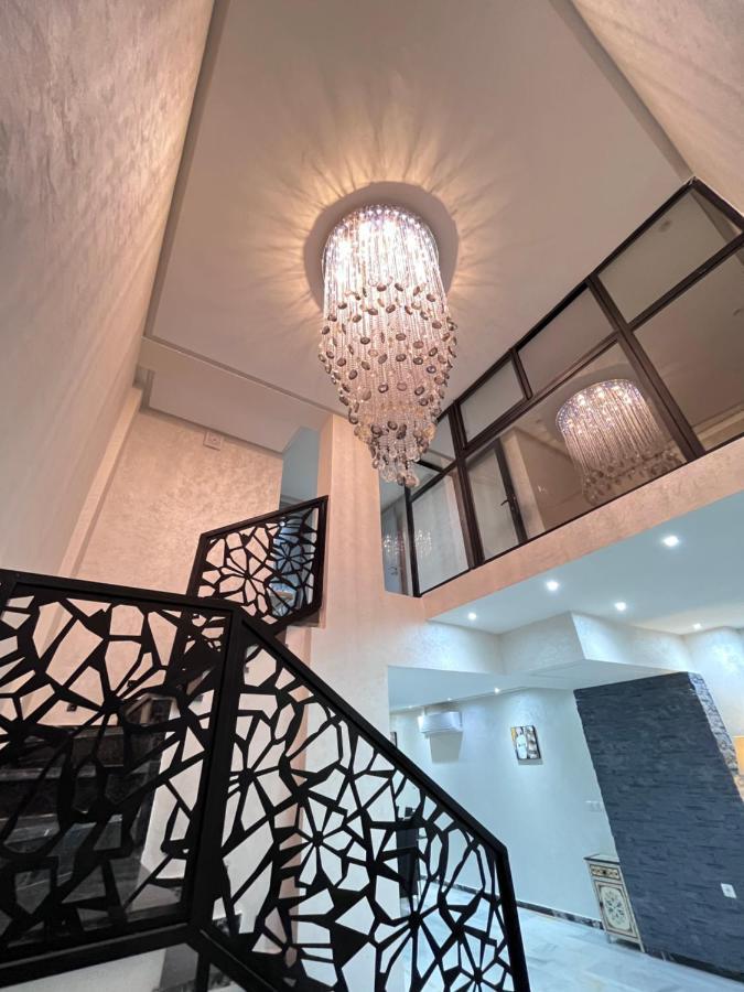 Appartement En Duplex Avec 3 Chambres Haut Standing Gueliz Marrakech マラケシュ エクステリア 写真