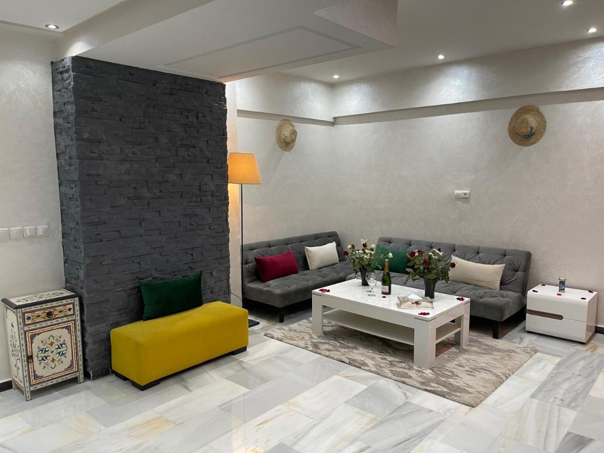 Appartement En Duplex Avec 3 Chambres Haut Standing Gueliz Marrakech マラケシュ エクステリア 写真