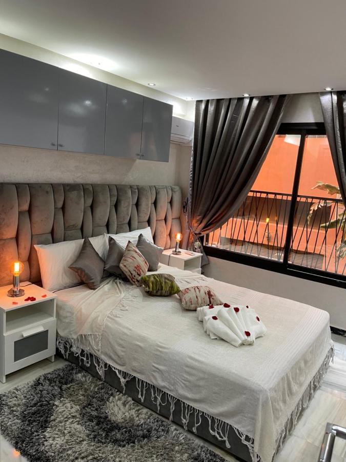 Appartement En Duplex Avec 3 Chambres Haut Standing Gueliz Marrakech マラケシュ エクステリア 写真