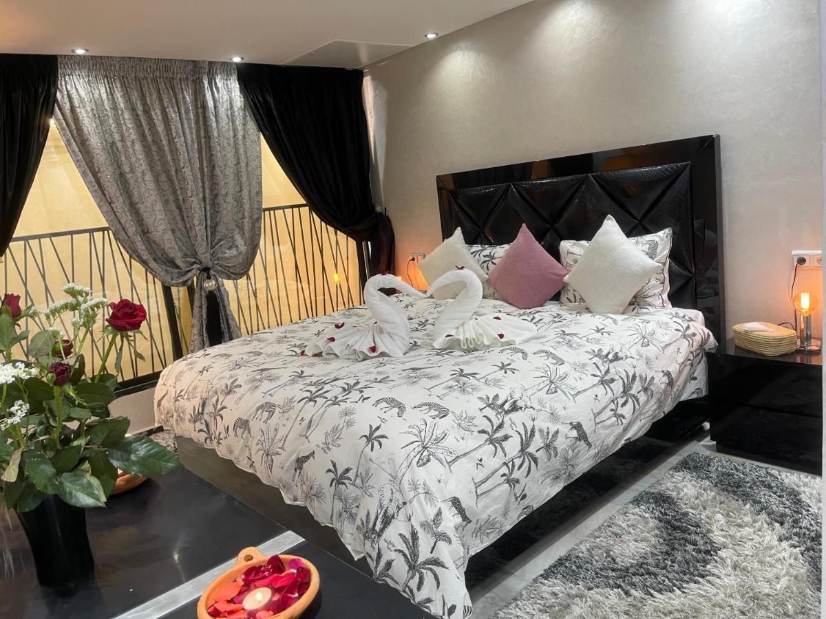 Appartement En Duplex Avec 3 Chambres Haut Standing Gueliz Marrakech マラケシュ エクステリア 写真